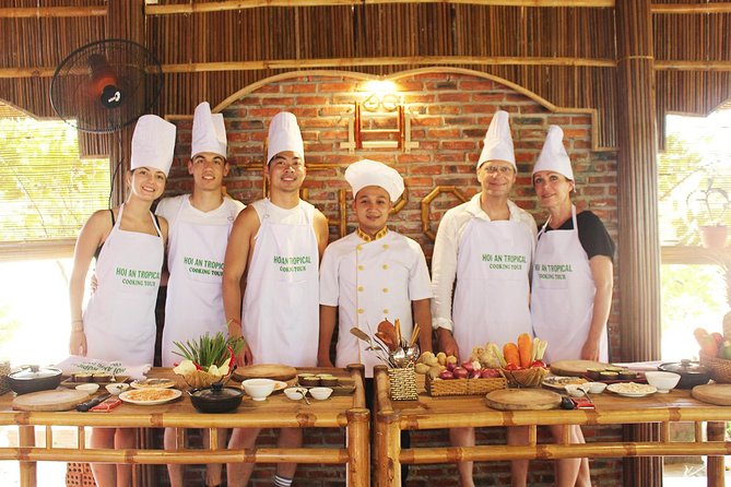 Cooking Class Hoi An:Local Market, Basket Boat, Fishing & Cooking - Eating eight Vietnamese foods after class