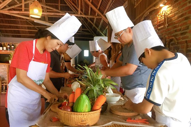 Cooking Class Hoi An:Local Market, Basket Boat, Fishing & Cooking - How the timing and pickup work