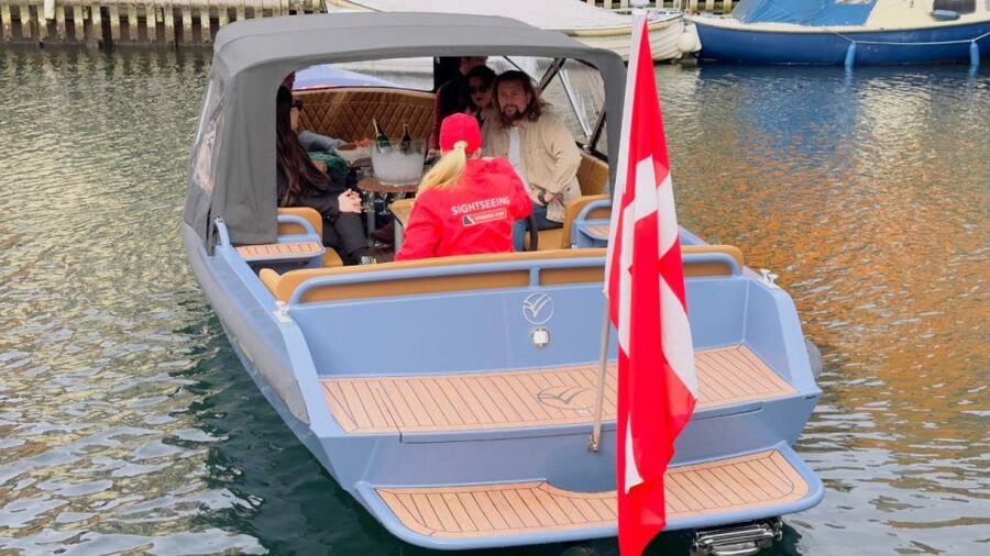 Copenhagen: Guided Canal Tour by Electric Boat - What you see from the water