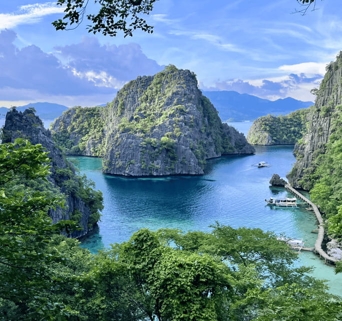 Coron: Private Boat Hire with Guided Tour and Lunch on Beach - Why a private boat changes the Coron day