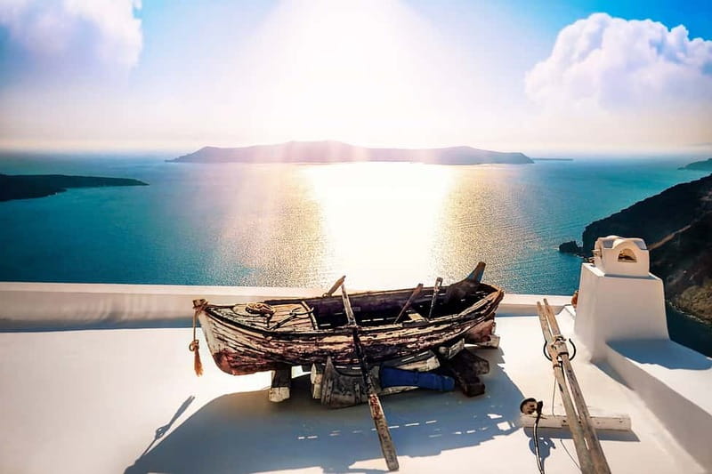 Crete: Santorini Day Trip with Fast Ferry Cruise - The ride to Fira and the capital’s different mood
