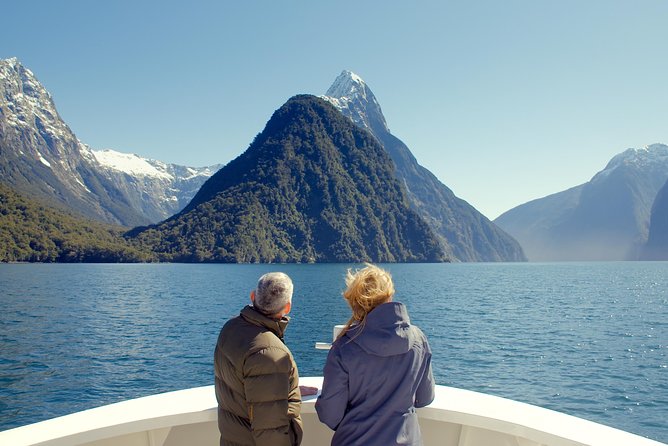 Cruise Milford NZ Small Boutique Cruise Experience - Why a smaller Milford Sound boat can make a difference