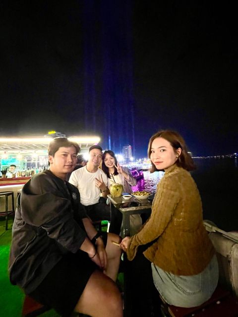 Da Nang: Han River Night Boat Trip with Show on Weekends - Cruising beneath Da Nang’s night lights