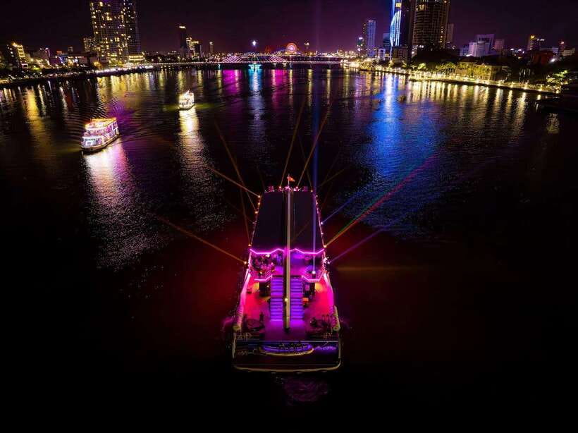 Da Nang: Poseidon Cruise with Dinner and Dragon Bridge Show - The Han River at night