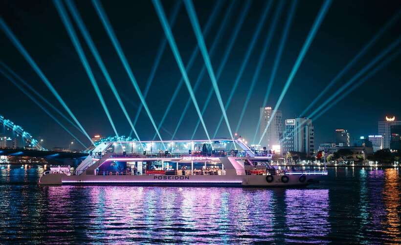 Da Nang: Poseidon Cruise with Dinner and Dragon Bridge Show - Weather, comfort, and practical details