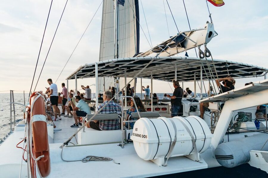 Dénia: Daytime or Sunset Catamaran Cruise - FAQ