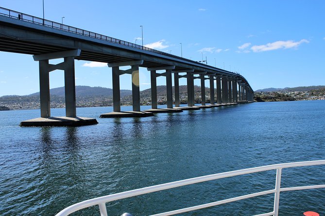 Derwent River Historic Harbour Cruise From Hobart - A short cruise that puts Hobart in perspective