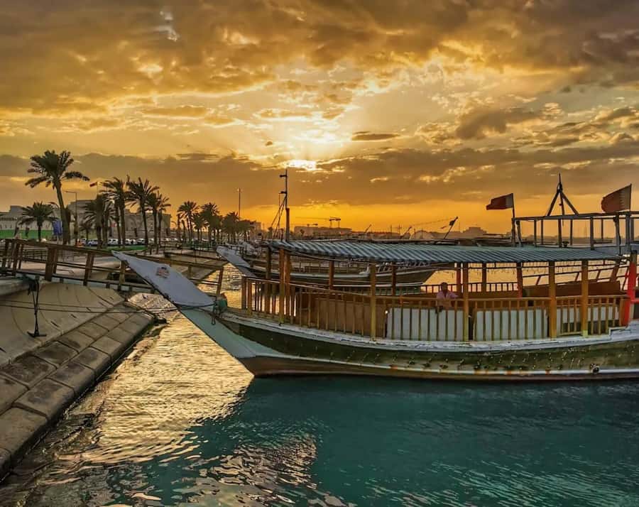 Doha: Sunset Experience, Traditional Dhow Cruise with Dinner - Key points to know before booking