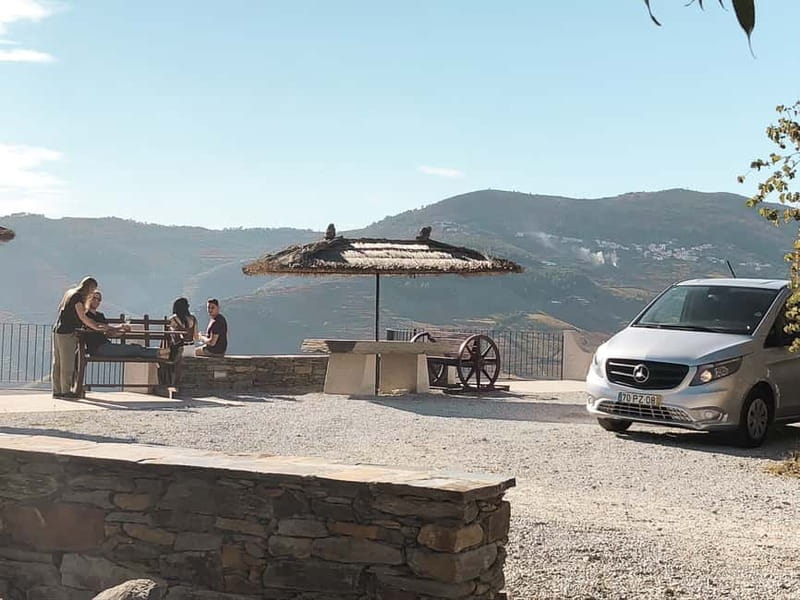 Douro Valley: Tour with Wine Tastings, Lunch, and Boat Ride - The smaller producer and the wider tasting