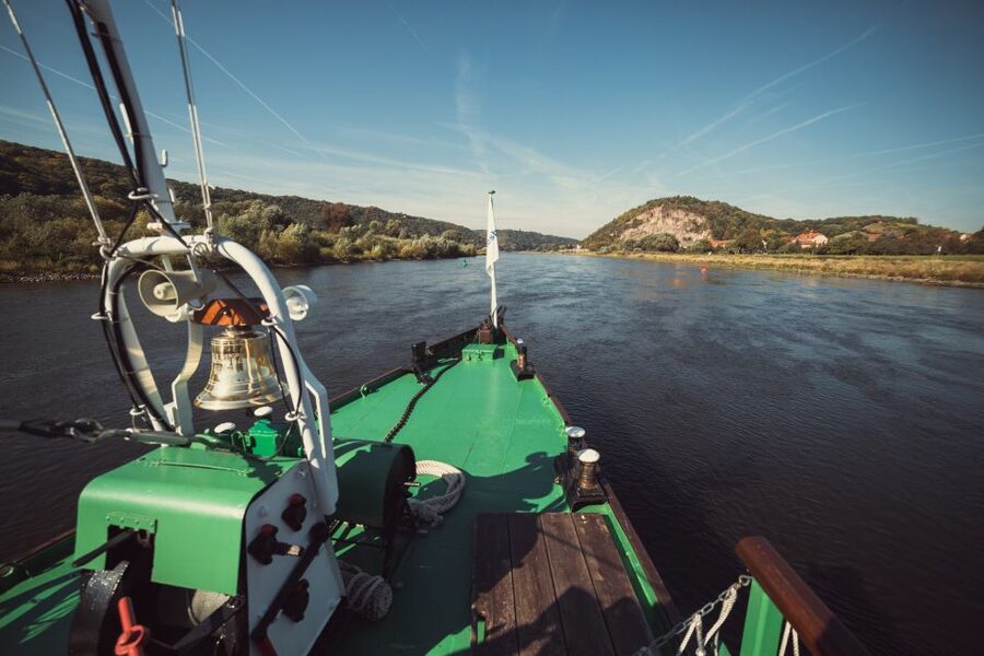 Dresden: Elbe River Cruise to Meissen - Passing vineyards, wine villages, and riverside palaces