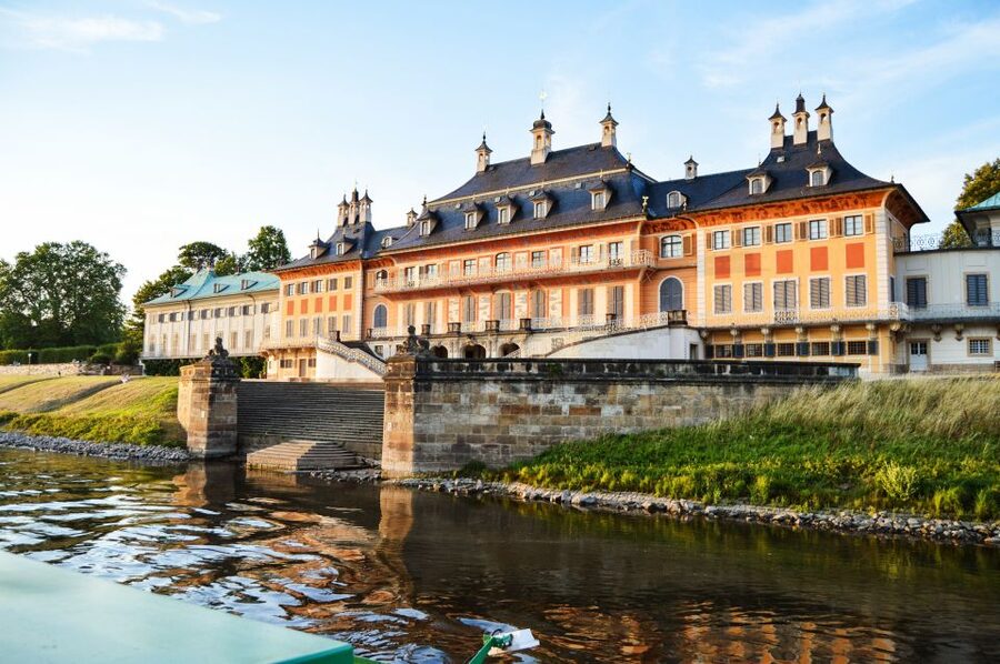 Dresden: Elbe River Cruise to Pillnitz Castle - The three castles near Loschwitz