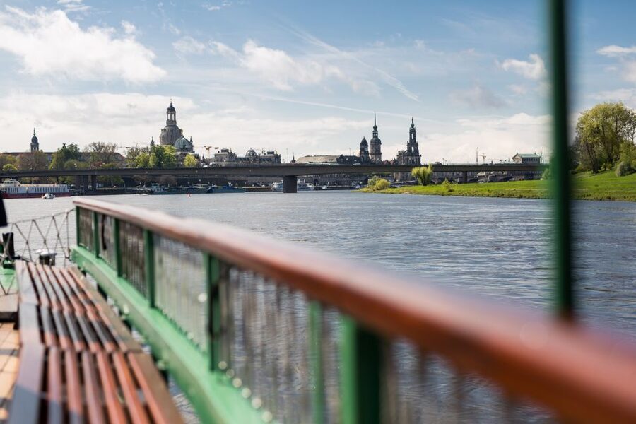Dresden: River Sightseeing Boat Cruise - Coffee, cake, wine, and meals onboard