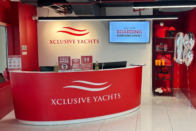Dubai: 1-Hour Ain Boat Cruise - Choosing between sunset and a night departure