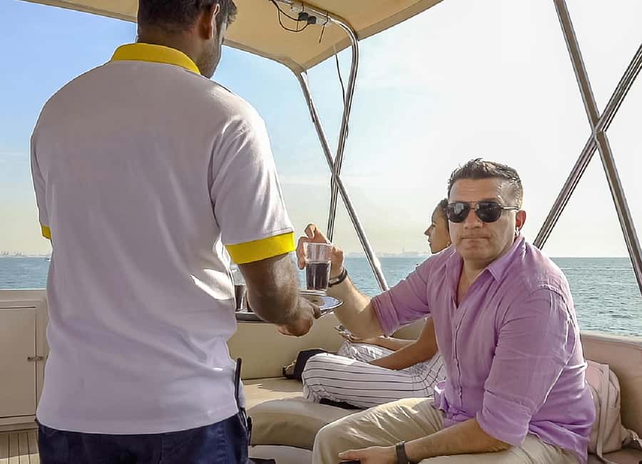 Dubai: Luxury Sunset Yacht Tour with Snacks and Drinks - Atlantis The Palm and the Palm Jumeirah view