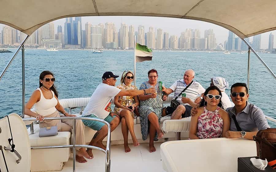 Dubai: Luxury Sunset Yacht Tour with Snacks and Drinks - JBR and Dubai Marina after dark