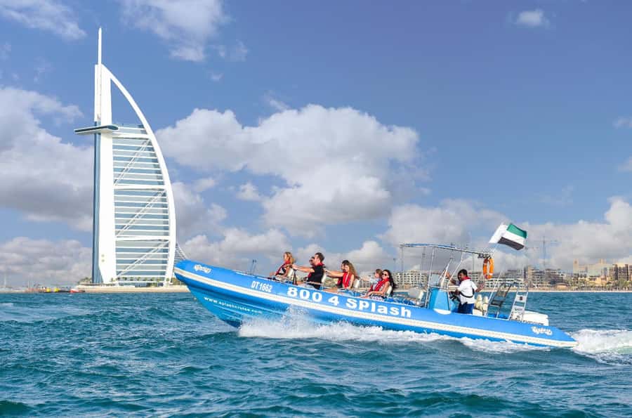 Dubai Marina : 1.5-Hour Atlantis Sightseeing Speedboat Tour - Leaving the Marina and reading Dubai from the water