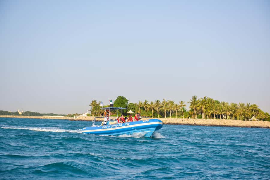 Dubai Marina : 1.5-Hour Atlantis Sightseeing Speedboat Tour - Meeting at Dubai Marina behind Al Rahim Mosque