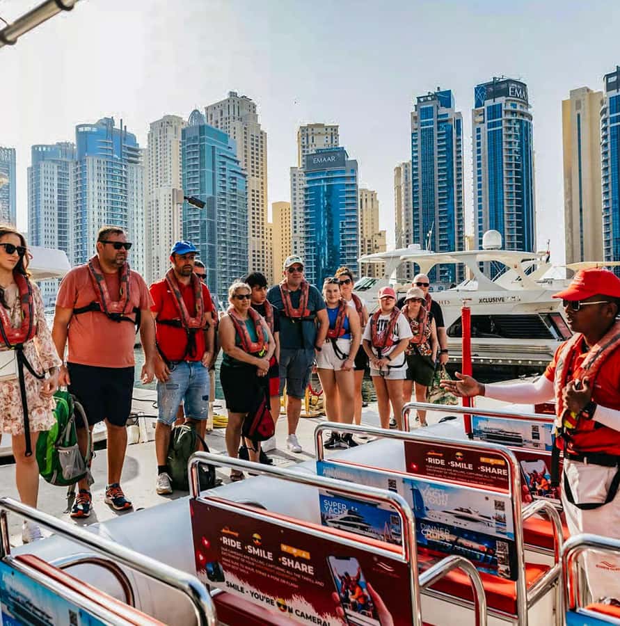 Dubai: Marina, Atlantis, Palm & Burj Al Arab Speedboat Tour - Starting at Xclusive Yachts in Dubai Marina