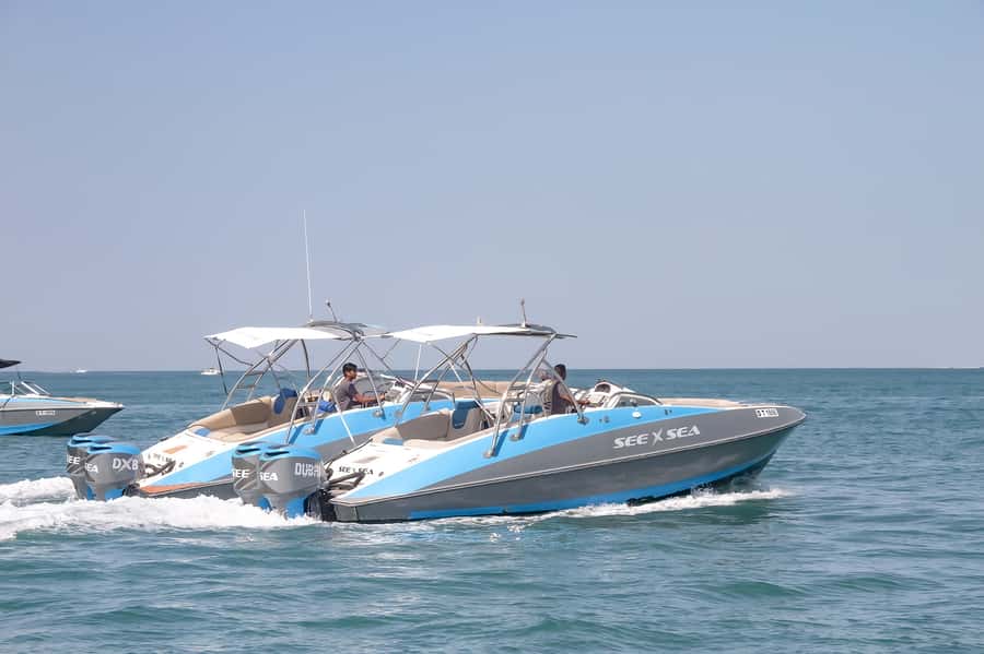 Dubai: Marina Private Boat Tour & Palm Jumeirah Sightseeing - Leaving Dubai Marina near Pier 7