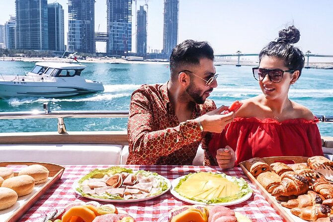 Dubai Marina Yacht Tour with Optional Breakfast or BBQ - Palm Jumeirah and the Atlantis hotels
