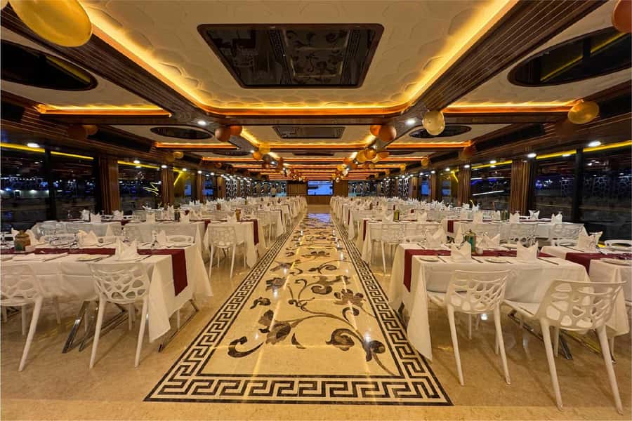 Dubai: Mega Yacht Dinner Cruise with Buffet - Should you book the Lotus Royale dinner cruise?