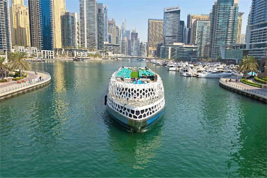 Dubai: Mega Yacht Dinner Cruise with Buffet - The route from Marina towers to Palm Jumeirah
