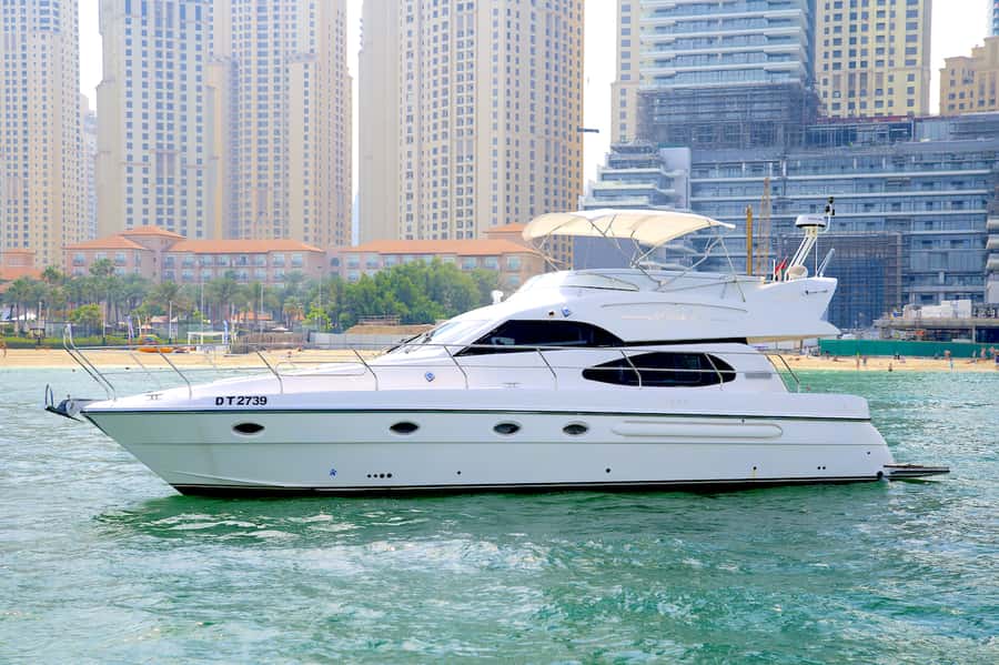 Dubai: Private Luxury Cruise on a Stylish 50ft Yacht - Key points to know before you book