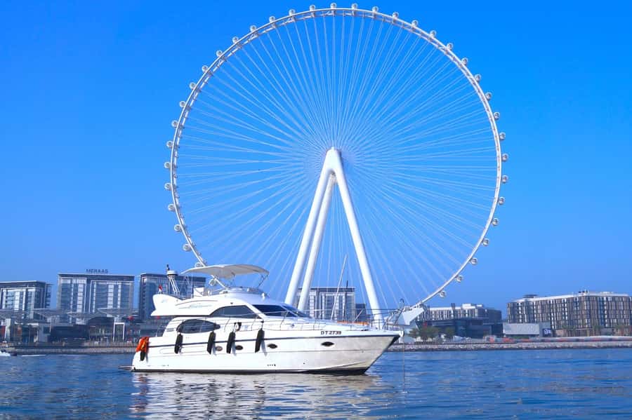 Dubai: Private Luxury Cruise on a Stylish 50ft Yacht - Choosing between one hour and two