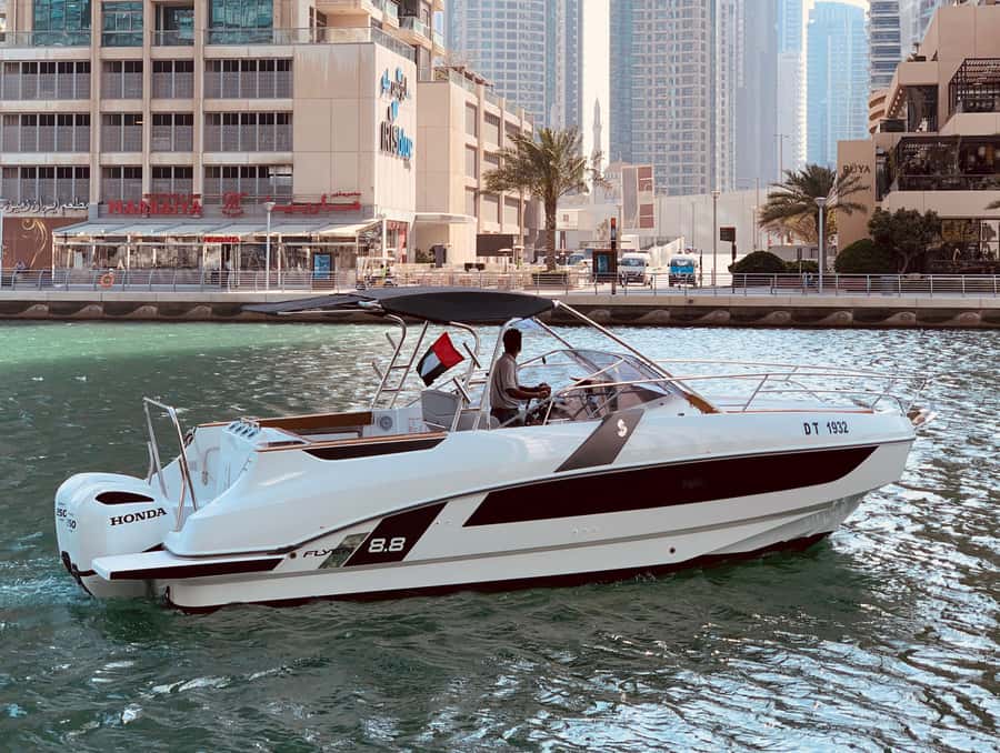 Dubai: Private Sea Escape Cruise - Swim, Tan & Sightsee - The best time to go