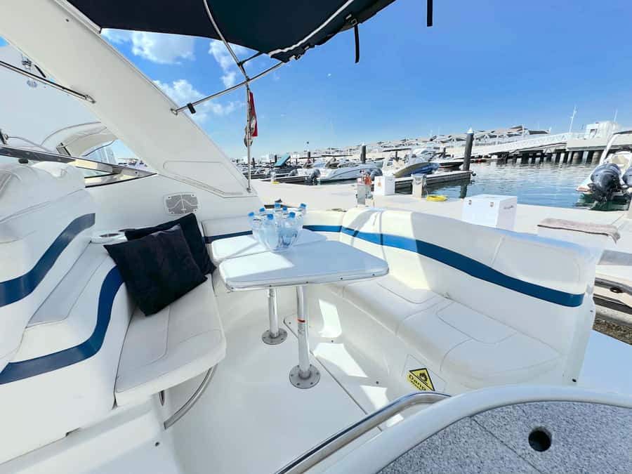 Dubai: Private Yacht Cruise for Unforgettable Memories - Service that shapes the experience