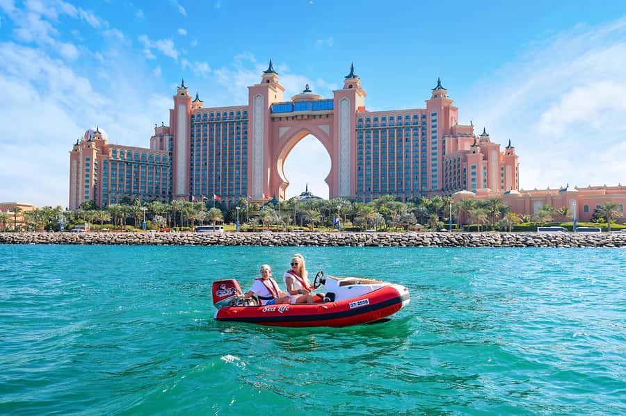 Dubai: Self-Drive Boat Experience for 1 or 2 People - Burj Al Arab and the Madinat shoreline
