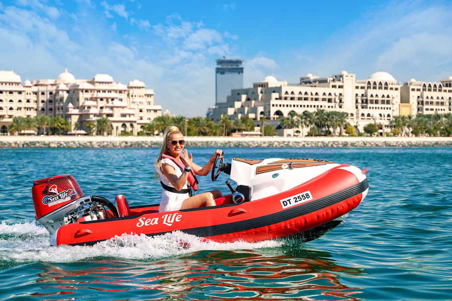 Dubai: Self-Drive Boat Experience for 1 or 2 People - Is $40 per person good value?