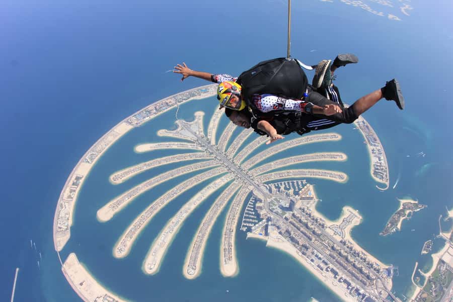 Dubai: Skydive at The Palm with Photos, Video & Yacht Tour - From check-in to the aircraft