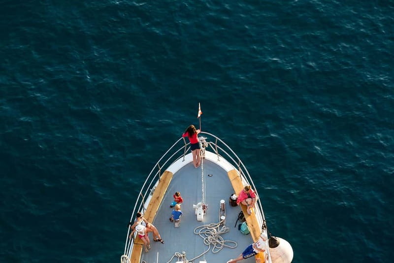 Dubrovnik: 3 Islands Fun Boat Trip with Drinks (FR, ES, EN) - Drinks, lunch, and the real value of $64