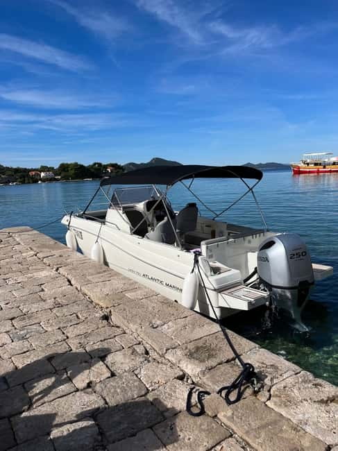 Dubrovnik: Blue Cave, Green Cave & Sunj Beach Speedboat Tour - Meeting near Lapadska obala