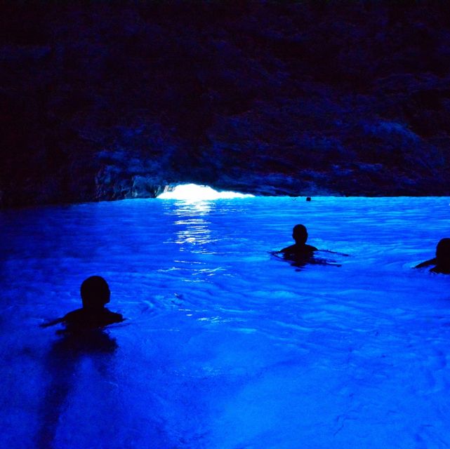 Dubrovnik: Blue & Green Caves Private Boat Tour with Drinks - What the four-hour route feels like