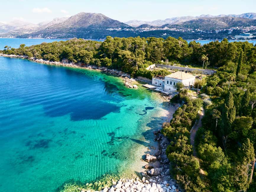 Dubrovnik: Elaphite Islands Cruise with Drinks/Lunch Options - Leaving Dubrovnik and settling aboard the Emili