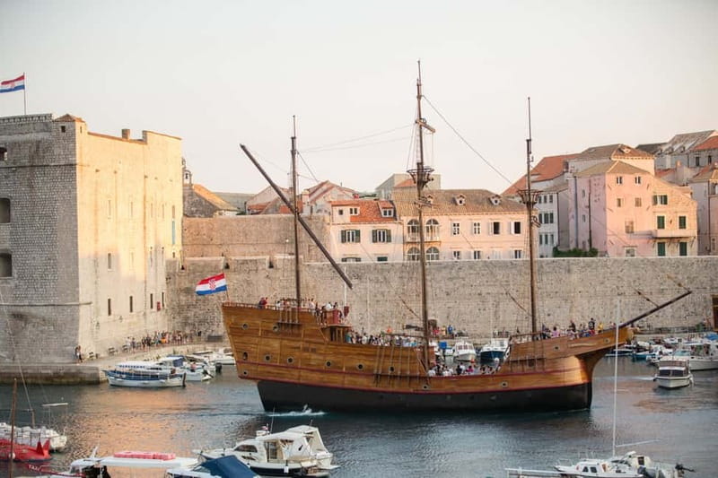 Dubrovnik: Panoramic Sunset Cruise-Karaka Ship (Adult Only) - Boarding the Karaka at Dubrovnik’s Old Town port