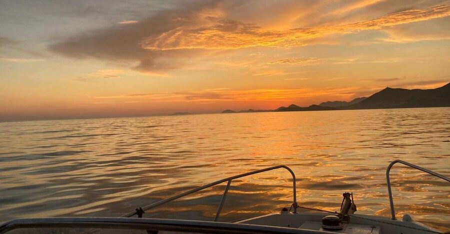 Dubrovnik: Romantic Sunset Cruise & Cave Visit with a Local - Why Dubrovnik looks better from the sea