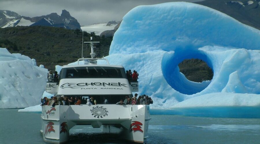 El Calafate: All Glaciers Boat Trip - Crossing Argentino Lake and Boca del Diablo