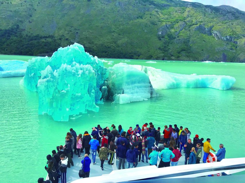 El Calafate: Glaciers Gourmet Experience - Full Day Cruise - Comfort, sound, and the best place to sit
