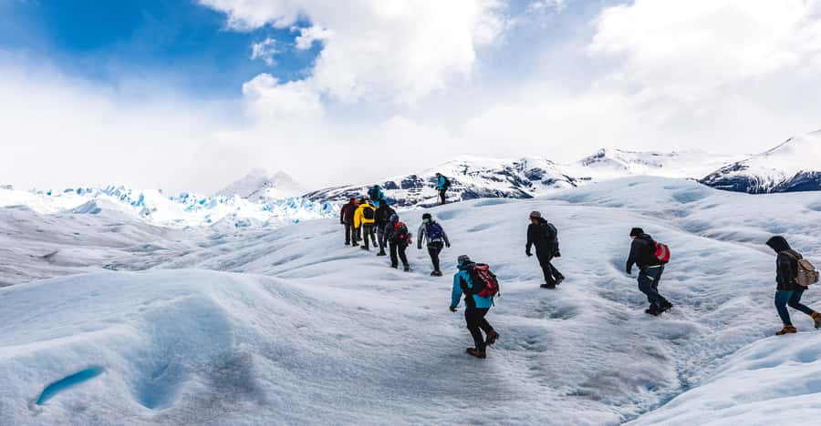 El Calafate: Perito Moreno Glacier Trekking Tour and Cruise - The boardwalks reveal the glacier’s full scale