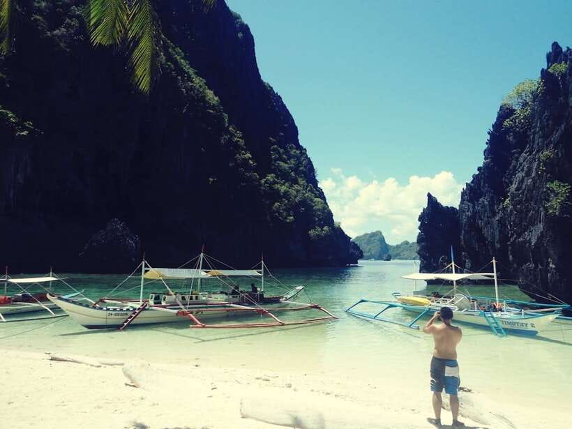 El Nido: Hidden Beaches and Lagoons Boat Hopping Tour D - Small Lagoon, the day’s main attraction