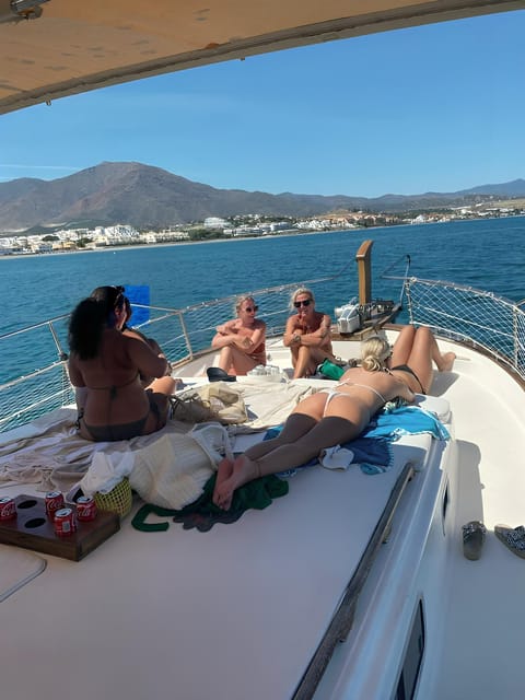 Estepona: Dolphins Searching Sea Cruise with Drink & Snacks - Practical packing advice for the dock