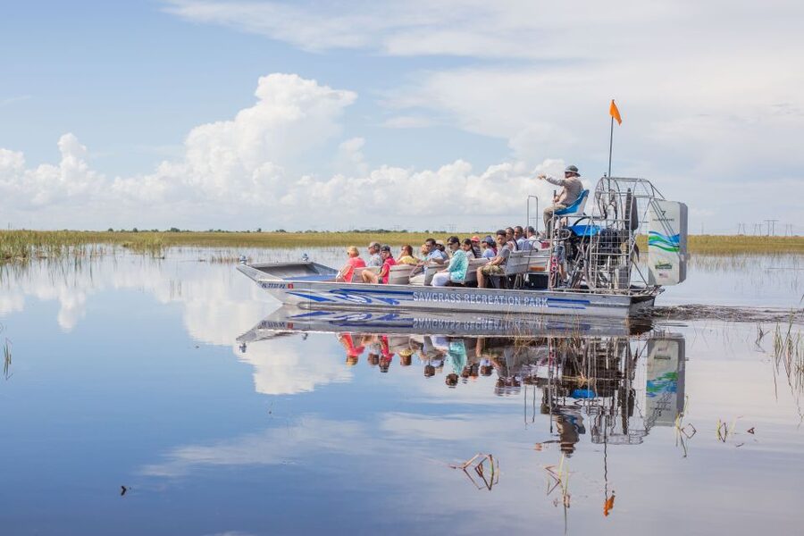 Everglades: Sawgrass Park Day Time Airboat Tour & Exhibits - A short, lively introduction to the Everglades