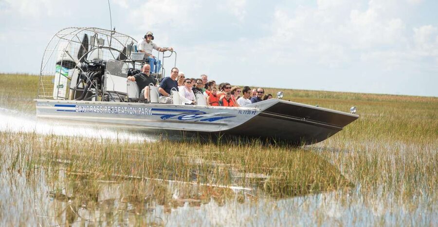 Everglades: Sawgrass Park Day Time Airboat Tour & Exhibits - Checking in and getting on the boat
