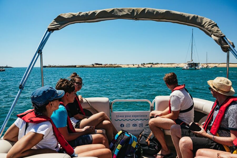 Faro: Deserta Island and Farol Island Catamaran Boat Trip - The first 45 minutes through the natural park