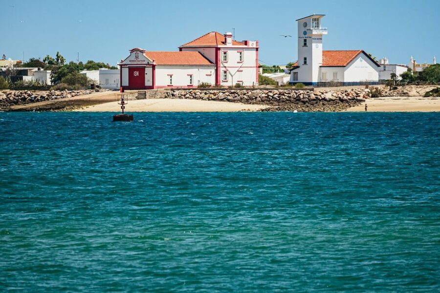 Faro: Deserta Island and Farol Island Catamaran Boat Trip - Boarding at Faro Marina