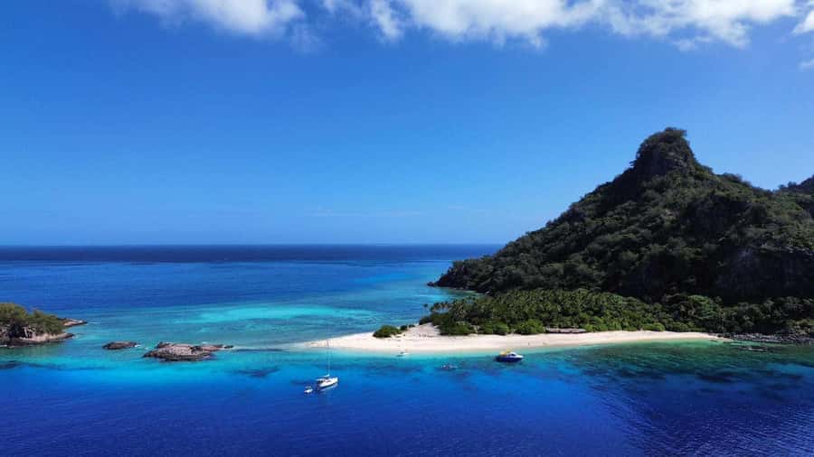 Fiji: Authentic Fijian Day Cruise by Boat - Lunch, snacks, and drinks add real value