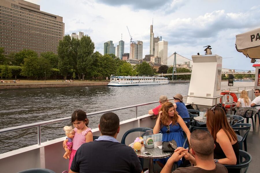 Frankfurt: 1-Hour Panorama Boat Cruise on the river Main - Drinks, snacks, and what to bring